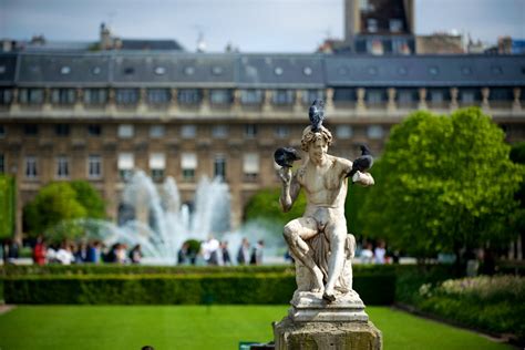 Palacio Real   Jardines, historia y ubicación en París
