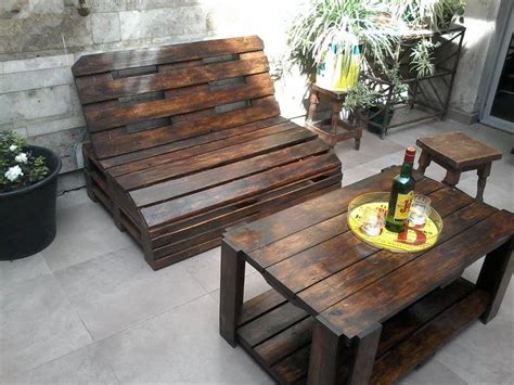 Pallet Wood Outdoor Furniture Set | Outdoor furniture sets ...