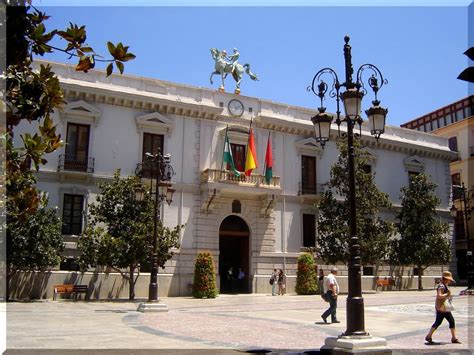 Panoramio   Photo of Ayuntamiento Granada