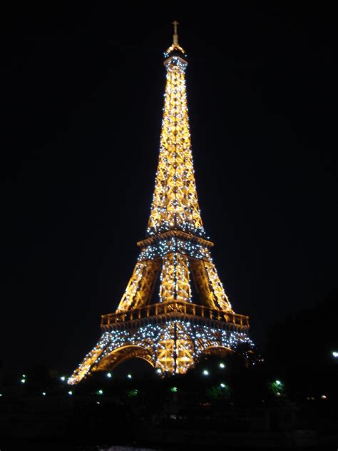 Paris de Noche [Espectacular]   Taringa!