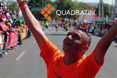 Participan corredores en Querétaro Maratón 2013 ...