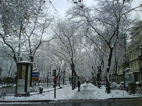 Paseo de la Castellana en Madrid nevado – 3viajes