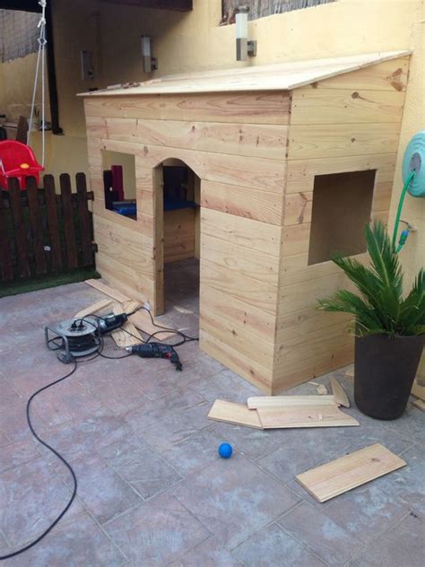 Pasos para construir una casita de madera infantil ...