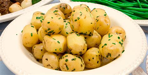 Patatas cocidas a las hierbas, recetas de aperitivos ...