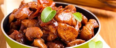 Pechugas de pollo en salsa de soya | Pollos Bucanero