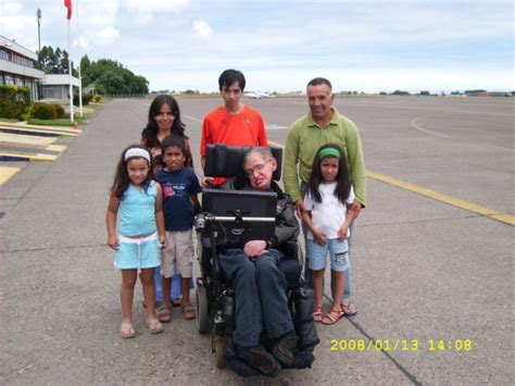 Penquista recuerda visita de Stephen Hawking a Concepción ...