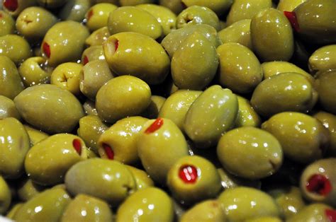 Pepper stuffed Manzanilla olives | Olives from Spain in ...