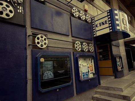Pequeño Cine Estudio | Cinemas in Arapiles, Madrid