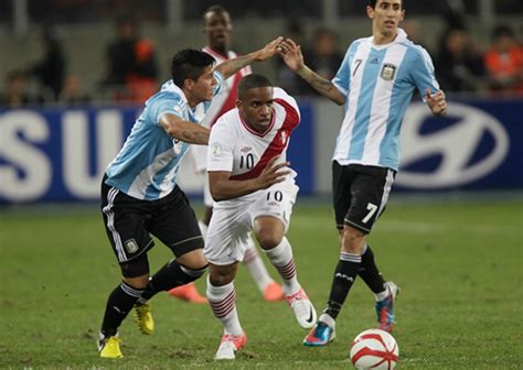 Peru soccer team to face Argentina in October | Noticias ...
