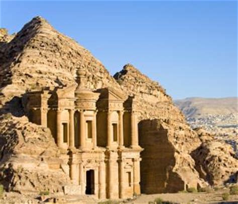 Petra, una de las nuevas siete maravillas del mundo, cada ...