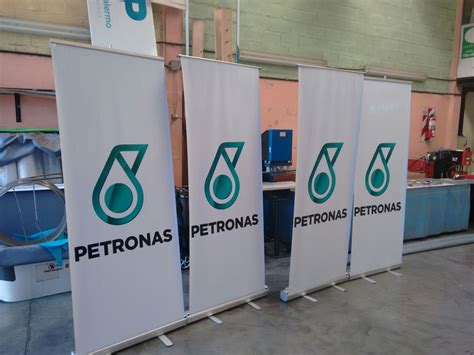 Petronas | Globos Publicitarios