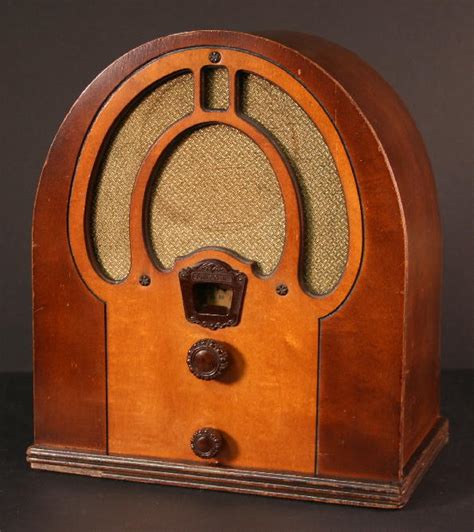 Philco Model 80  Junior  Cathedral Radio