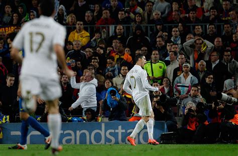 PHOTO GALLERY: Real Madrid clinch La Liga title ...