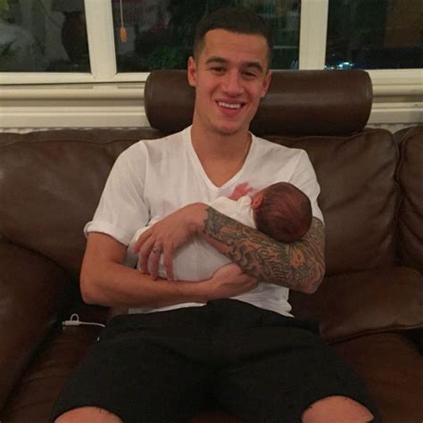 Photo: Injured Liverpool star Philippe Coutinho all smiles ...