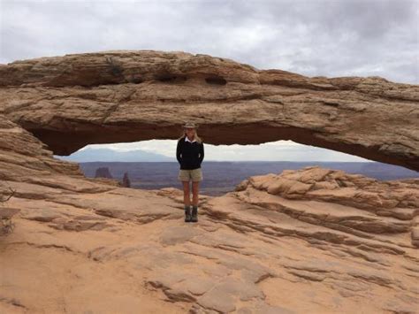 photo1.jpg: fotografía de Mesa Arch, Parque Nacional ...