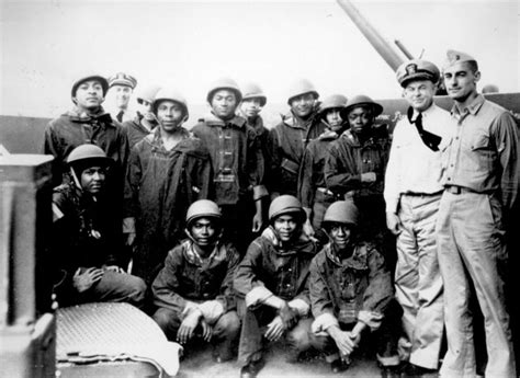 Pictures of African Americans During World War II   US Navy