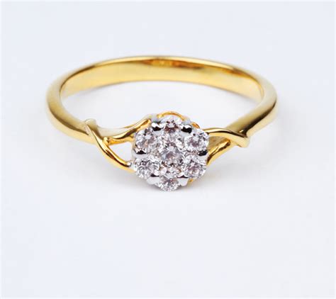 Pictures of Cheap Engagement Rings [Slideshow]