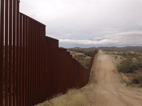 Pictures Of The Mexico Border | myth and reason on the ...