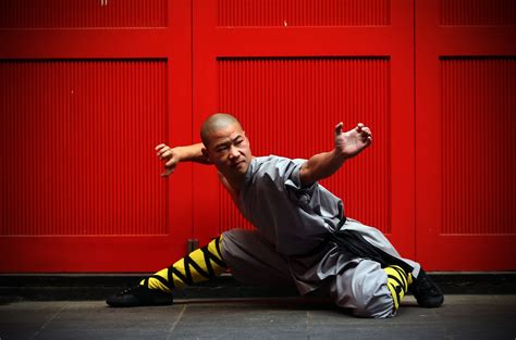 Pictures: World famous Shaolin Monks come to London s ...