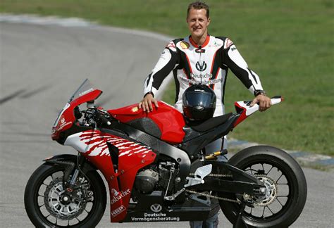 Piloto Michael Schumacher faz pequenos progressos   Best ...