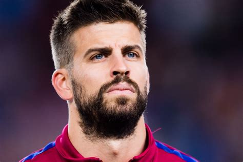Pique Fights Tears Talking about Referendum   Barca Blaugranes