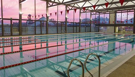 Piscina municipal Madrid   CDM Escuelas de San Antón