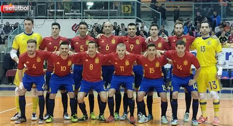 Plantilla Selección Española en el partido contra ...