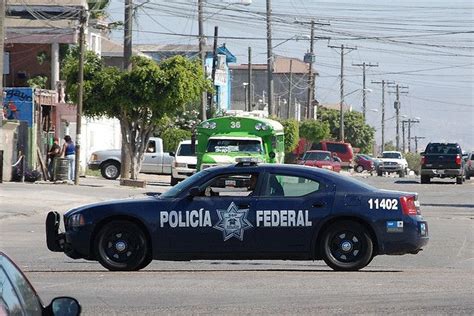 POLICIA FEDERAL  MEXICAN FEDERAL POLICE    DODGE CHARGER ...
