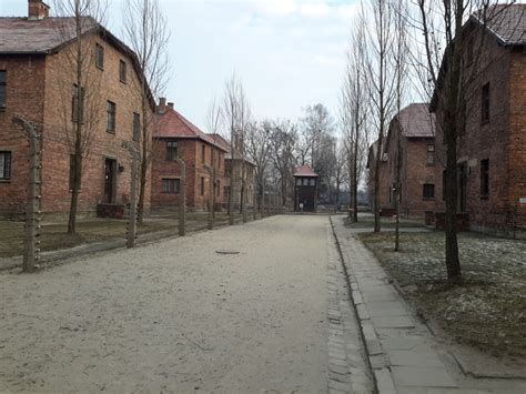 Polonia: Campo de Concentración de Auschwitz y minas de ...