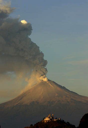 Popocatepetl Seismic Activity