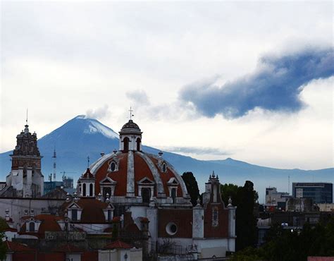 Popocatépetl volcano eruptions in history | Pictures ...