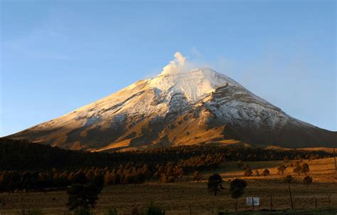 Popocatépetl | volcano, Mexico | Britannica.com