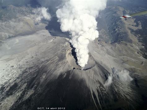 Popocatepetl Volcano Near Mexico City Spews Huge Ash ...