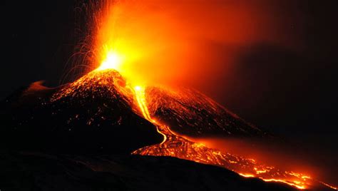¿Por qué erupcionan los volcanes?   Cocupo