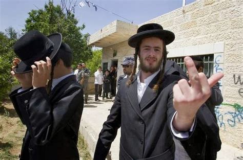 Por que los judios huyen de Europa a Israel   Info   Taringa!
