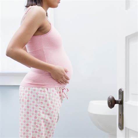PREGNANCY SYMPTOMS: WHAT TO EXPECT THE SECOND TRIMESTER ...