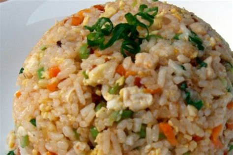 Prepara el arroz con salsa de soja y verduras   Sabrosía ...