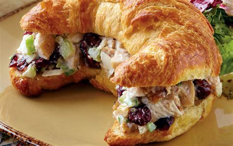 Prepara un delicioso sándwich de pollo en 20 minutos