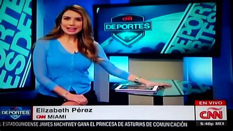 Presentadora Elizabeth Perez de CNN se equivoca en Vivo ...