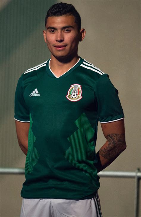 Presentan el nuevo uniforme de la Selección Mexicana