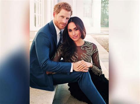 Prince Harry and Meghan Markle pose in candid engagement ...