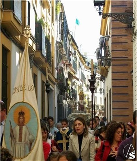 Procesión de Cristo Rey en Triana Semana Santa de Sevilla ...