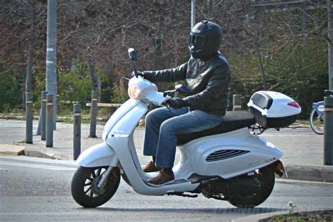 Prueba Daelim Besbi 125 2018   Un scooter 125 eficiente y ...