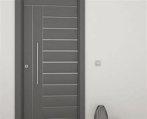 Puertas de aluminio resistentes al tiempo y la humedad en ...