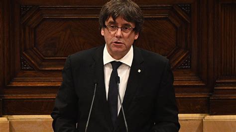Puigdemont suspende la independencia para contribuir al ...