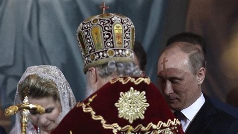 Putin fue bautizado por su madre a escondidas de su padre ...