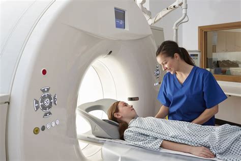 ¿Qué es una tomografía computarizada o TAC?