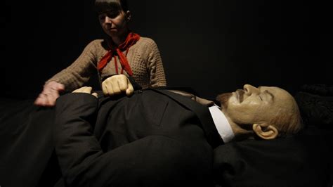 ¿Qué hacemos con la momia de Lenin?. Noticias de Mundo