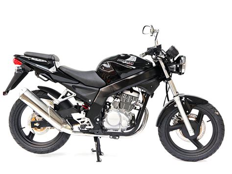 ¿Qué permiso necesito para llevar una moto de 125cc?