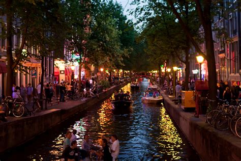 Qué ver en Amsterdam: 5 cosas que no te puedes perder ...